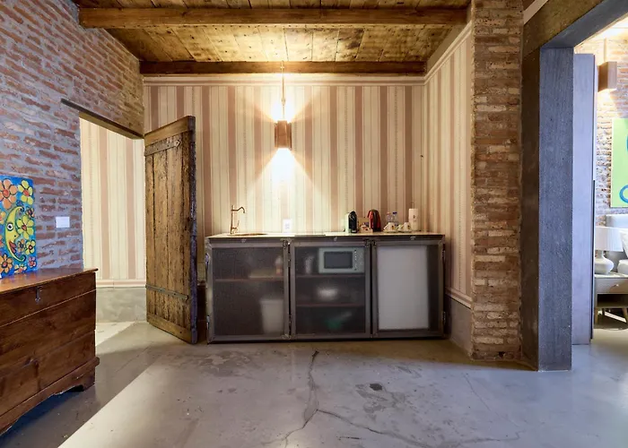 Emme Loft I Flower Moon - Boutique Loft With Jacuzzi